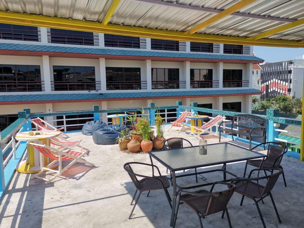 Mypatong Social Hostel Ngoại thất bức ảnh