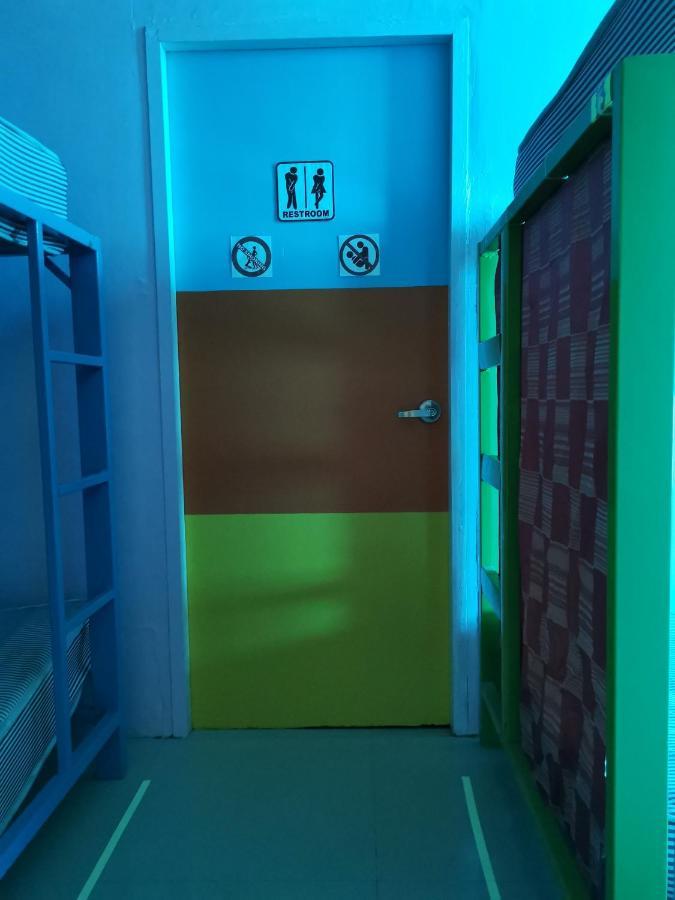 Mypatong Social Hostel Ngoại thất bức ảnh