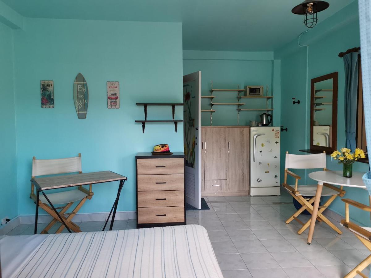 Mypatong Social Hostel Ngoại thất bức ảnh
